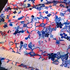 💕 Lilly Pulitzer Signature Twisted Rope Fringed soft terry floral beach towel